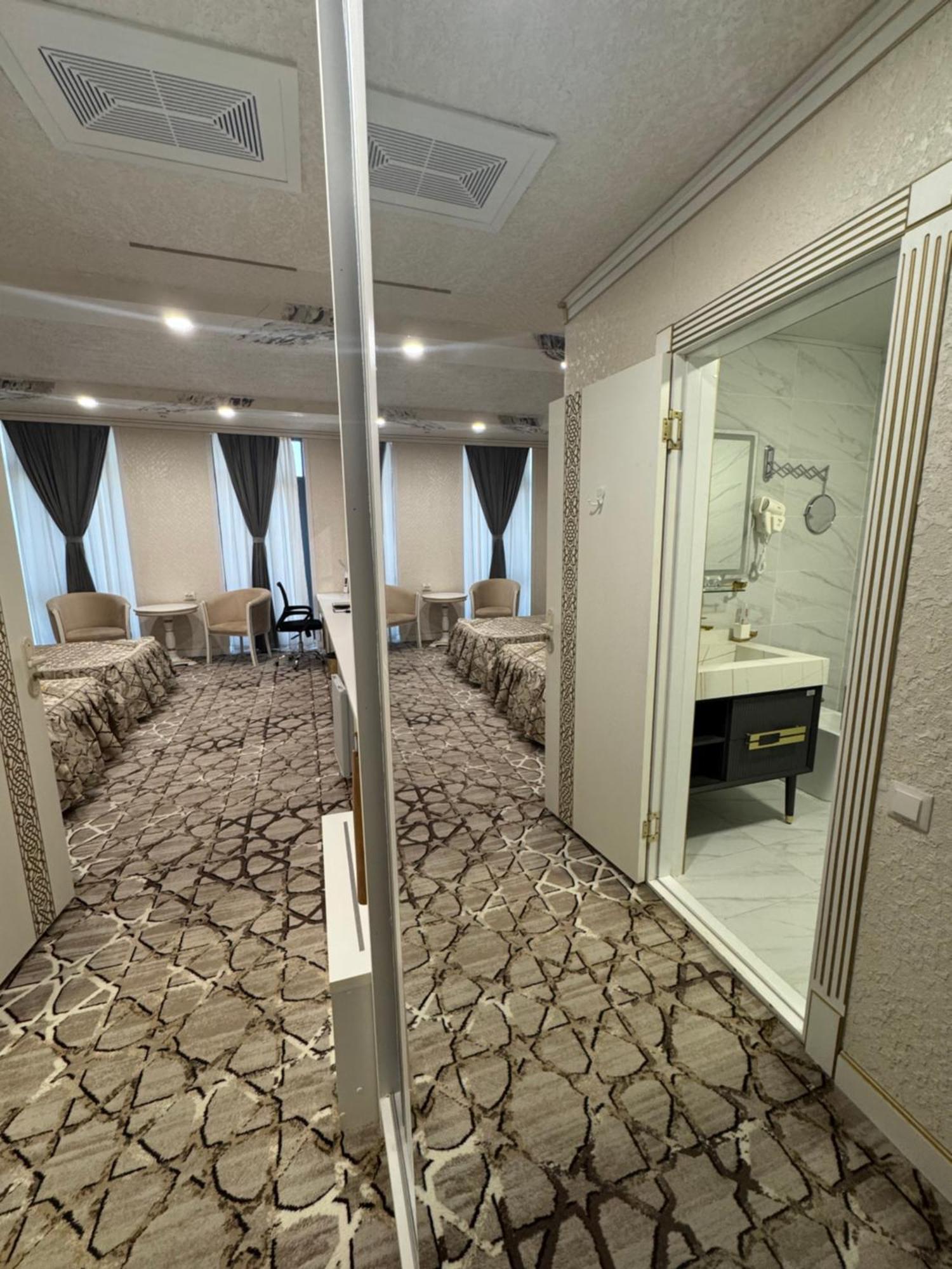 Bukhara City Hotel Turon City Plaza Exteriör bild